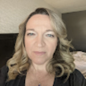 Meet your Posher, Renee